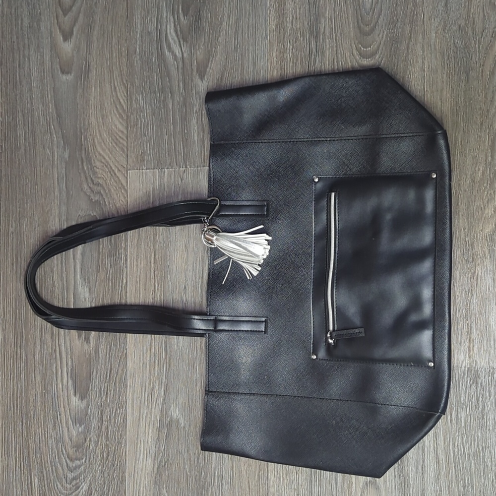 Nwt Extra Large Tassel Black Bag